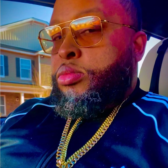 Meet your Posher, Daniel - Picture 4 of 9